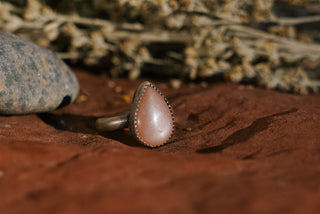 Pink Moonstone (Size 5.5)