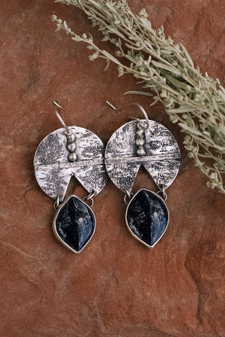 Starry Mountain Night Earrings