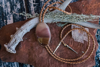 Mookaite Jasper Braided Bolo Tie