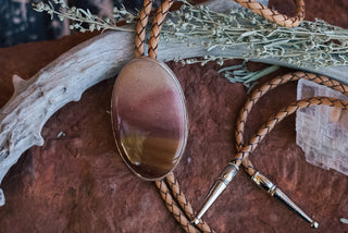 Mookaite Jasper Braided Bolo Tie