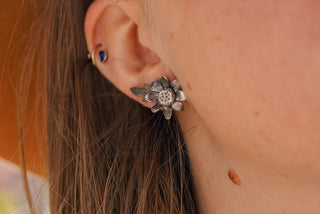 Daisy Drops (Made to Order)