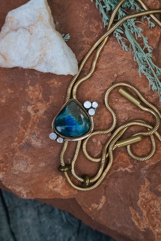 Labradorite Lady Brass Chain Bolo Necklace