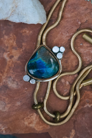 Labradorite Lady Brass Chain Bolo Necklace